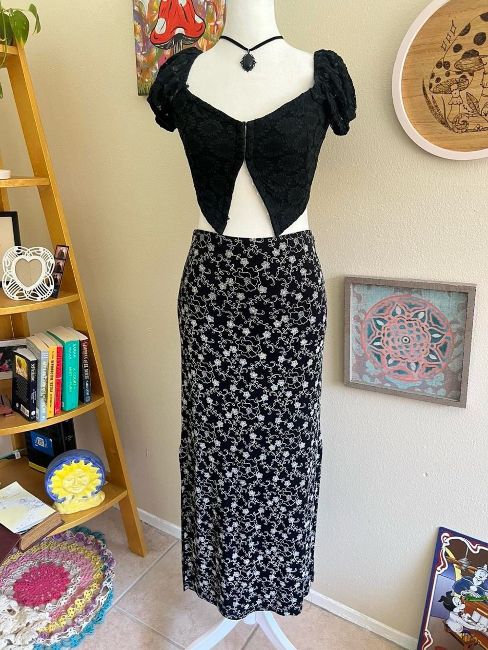 90s slinky maxi skirt 🖤